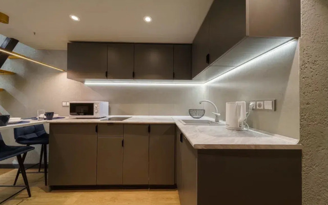 Studiya Nizhnyaya Pervomayskaya 64 Flat