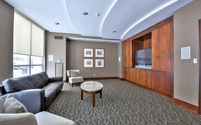Simcoe Downtown Condos Apartment Hotel