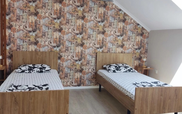 Prostornye i Komphortnye y Morya do 10 chelovek v H.Betta Apartments