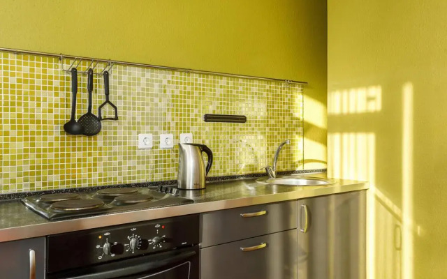 2-room Etazhidejli Avtovokzal Apartment