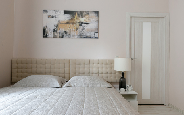 Апартаменты на Караванной