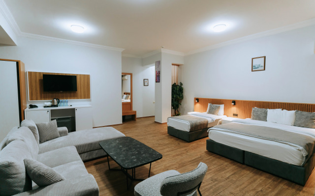 Old Town Hotel