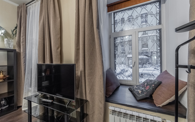 Апартаменты Двухкомнатные апартаменты в центре на Марата