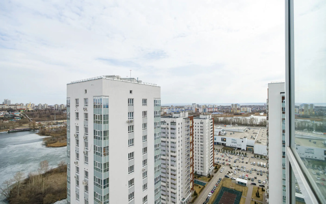 Kvartira na 24 etaze s panoramnym vidom na dve reki