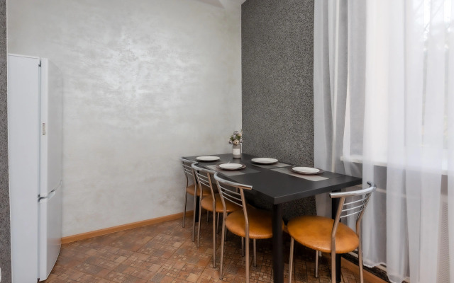 Na Ploschadi Pobedy Apartments
