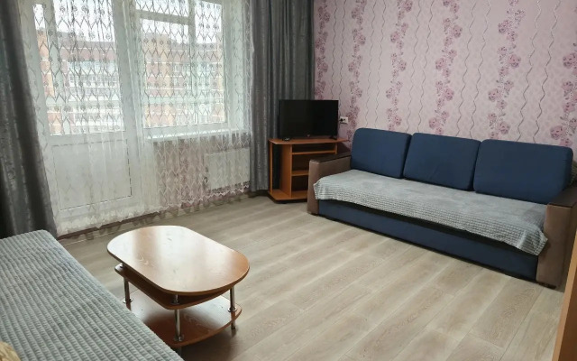 Квартира Двухкомнатная рядом ТРЦ Планета