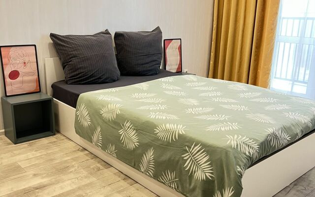 Na Chaykovskogo 100 Flat