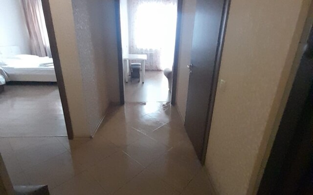 Апартаменты на улице Авиаторов 23 4 этаж