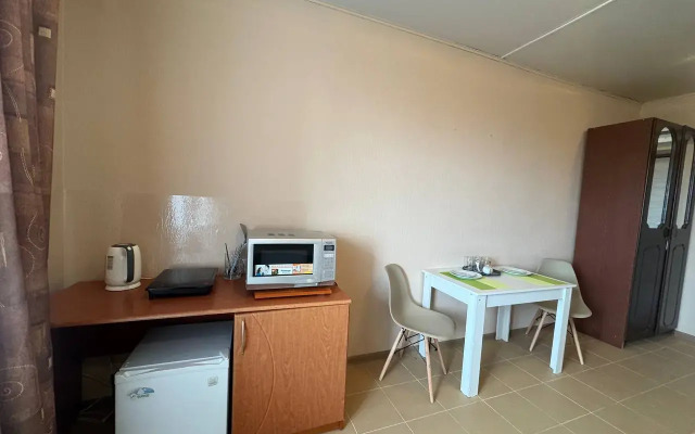 Uyutnaya Studiya Na Beregu Morya Flat