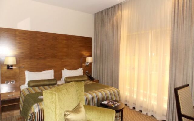 BON Grand Towers Hotel