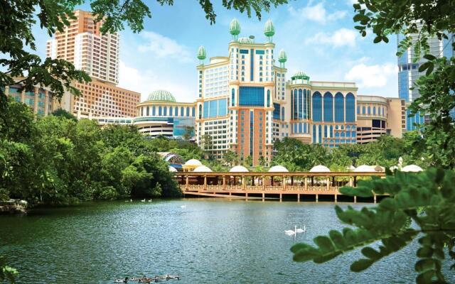 Sunway Lagoon Hotel (formerly Sunway Clio Hotel)