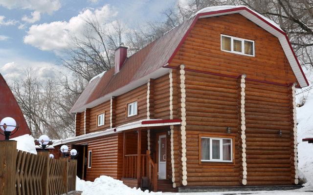 Гостиница на Пристанской