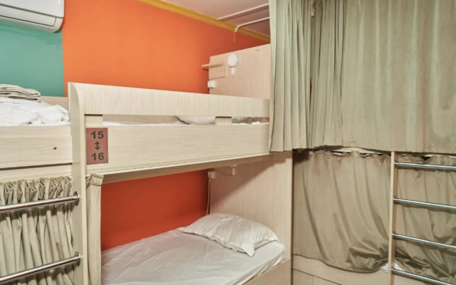 Day to Day Hostel