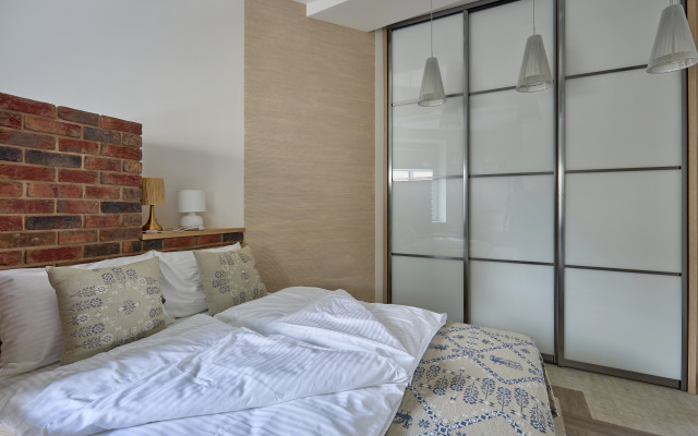 Apartments Kirpichny Shik: Apartamenty S Istoriey I Stilem
