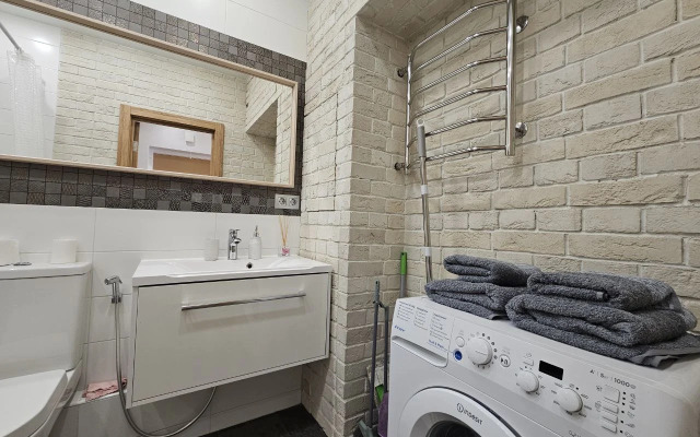 White Lodging Flat