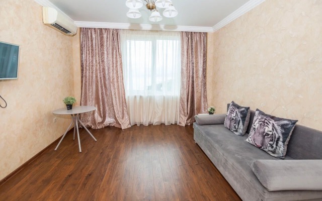 S Krasivym Vidom U Morya/65 Apartments