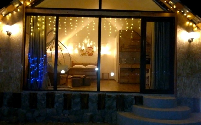 Kazbegi Qabarjina Apartments