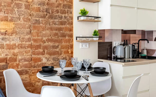 Stilnaya Studiya V Samom Tsentre Peterburga Flat