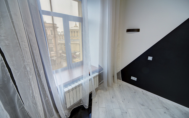 Sutki Peterburg Nevskij 81 apartment