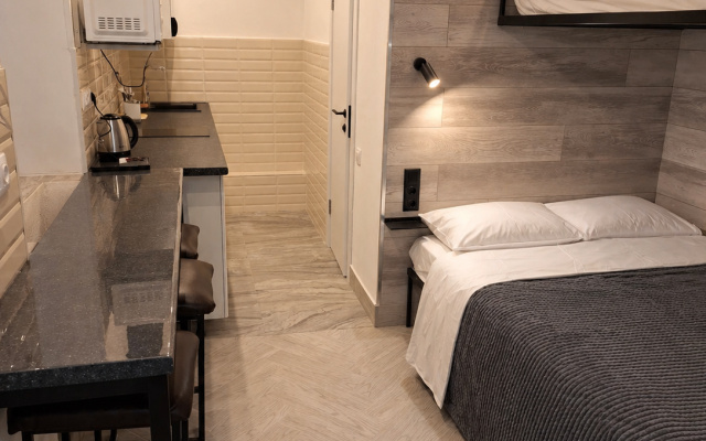 Mini-otel' Stereo