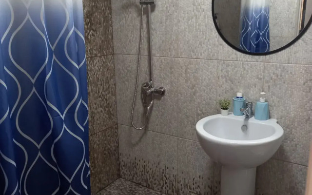 Ayda K Regine (lazo 21a) Flat