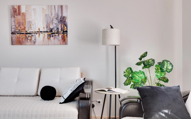 Квартира Уютная двухкомнатная рядом с метро Окская и МЦД Вешняки