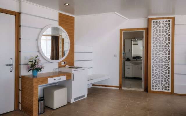 Royal Towers Kiris Hotel