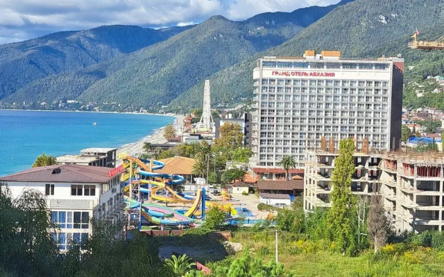 Hotel Izumrud