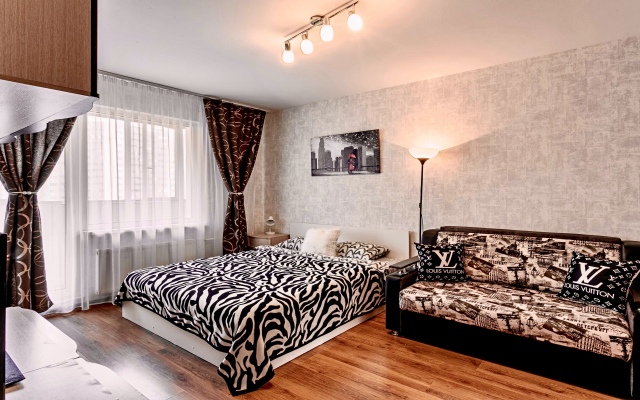 Avrora 1 Flat