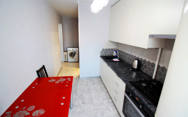 2kh Komnatnye Apartamenty U Zhd Vokzala Flat
