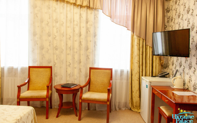 Отель Палас