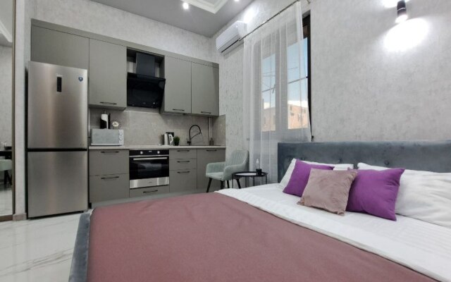 Apartments v Tsentre Sochi na Ulitse Roz