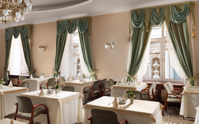 Budapesht Hotel