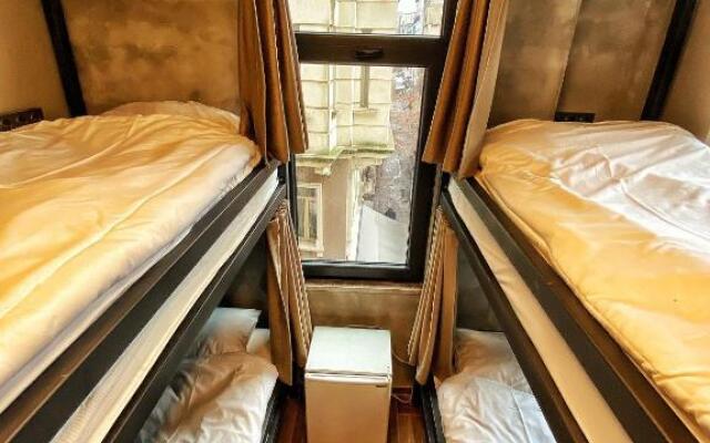 Nomad Hostel Karakoy