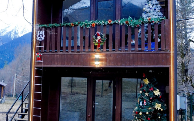 Частный дом 2-х этажный коттедж в Архызе