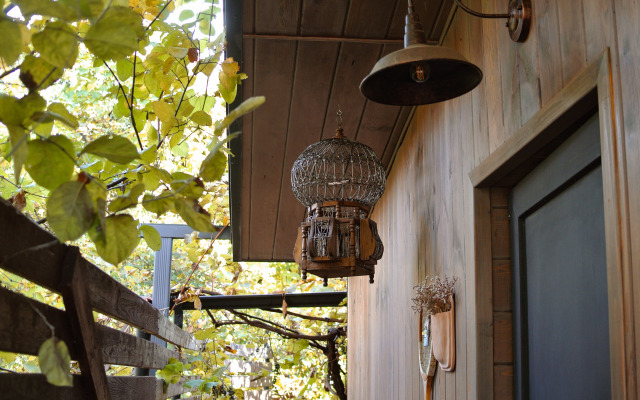 Частный дом Книжный с собственной территорией