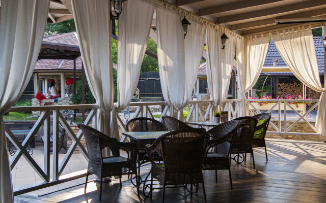 Eko Park Hotel