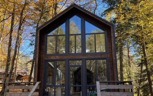 Шале Aishah House