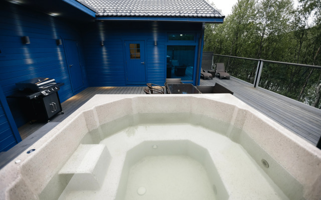 Частный Дом Уютный на Берегу Озера