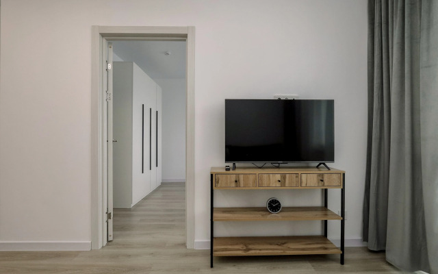Odnokomnatnaya 50 M²  9/24 Etazh Flat