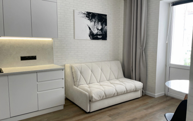 Dizaynerskaya, 2+2 do Kremlya 10 minut Flat