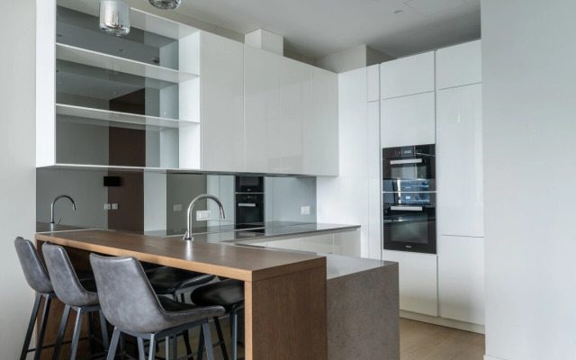 Апартамент на 63 этаже с видом на башни