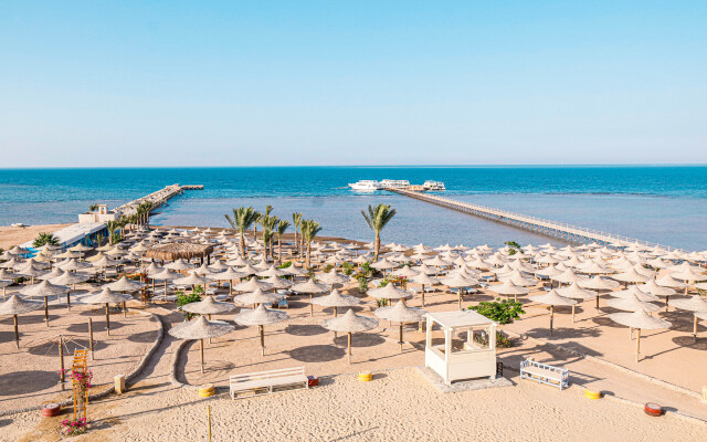 Отель  El Karma Aqua Beach Resort