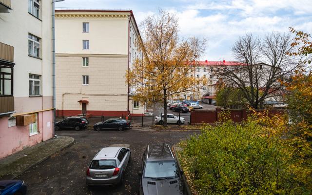 Апартаменты у метро Институт Культуры