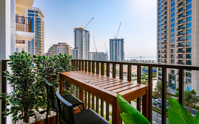 Uyutnye 1Br Apartamenty v Creek Harbour Apartments