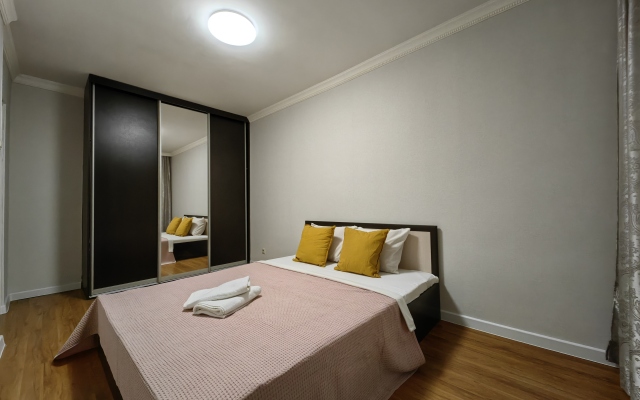 Апартаменты Квартира на Улица академика Янгеля