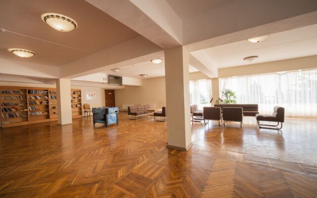 Kurortny Hotel Atelika Gorizont Sudak 2**
