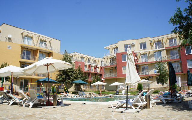 Sunny Day 5 Menada Apartments