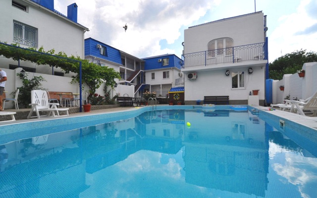 Apriori  Guest house