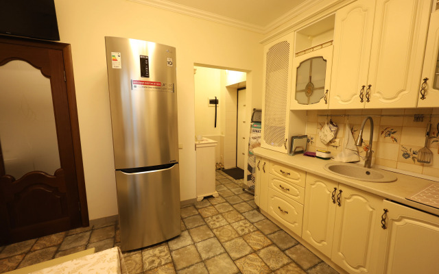 Квартира с Отдельным Входом в центре Ессентуков